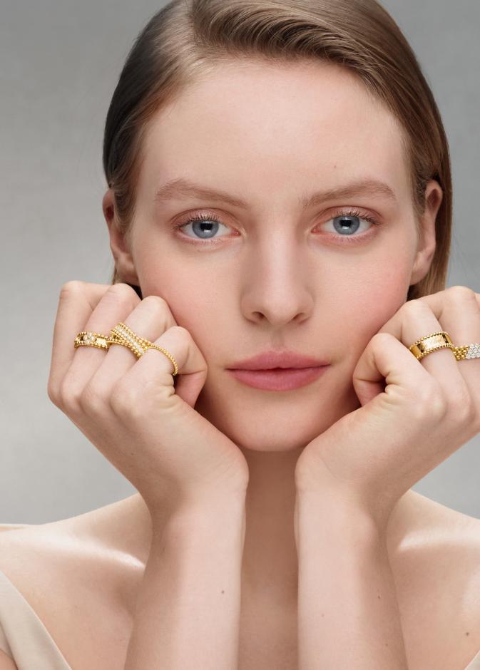 مجموعة بيرليه إرث دار Van Cleef & Arpels