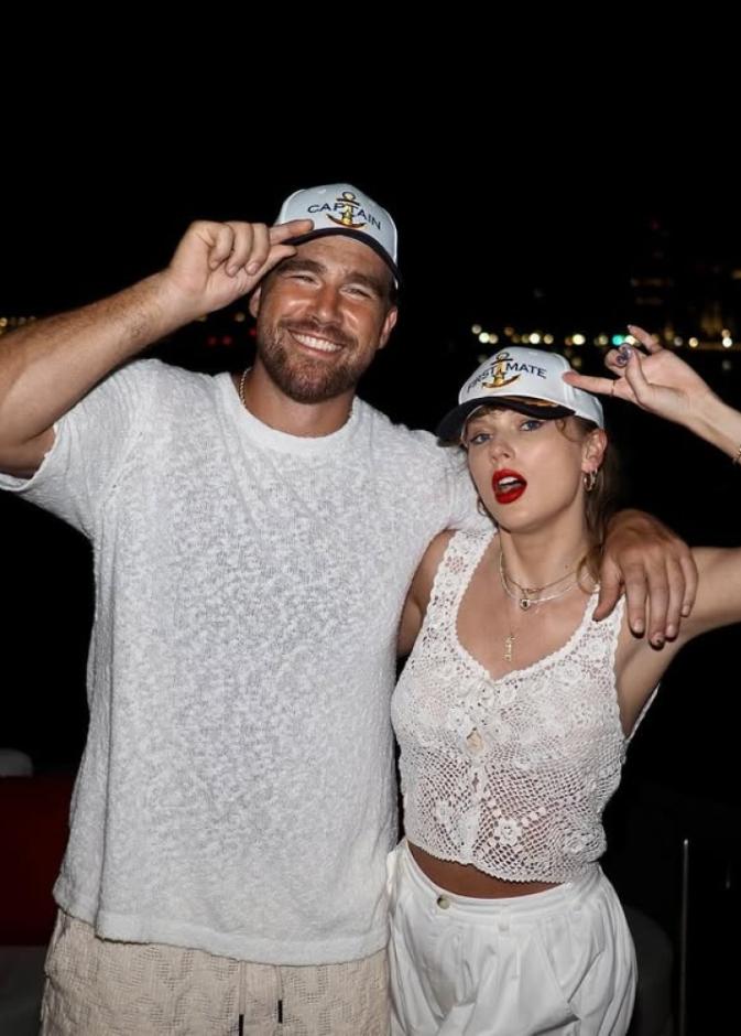 تايلور سويفت وترافيس كيلسي