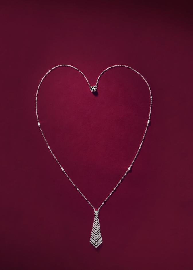 بريق مختار للمناسبات الرومانسية: حين تتحوّل الألماسات إلى لغة للمشاعر