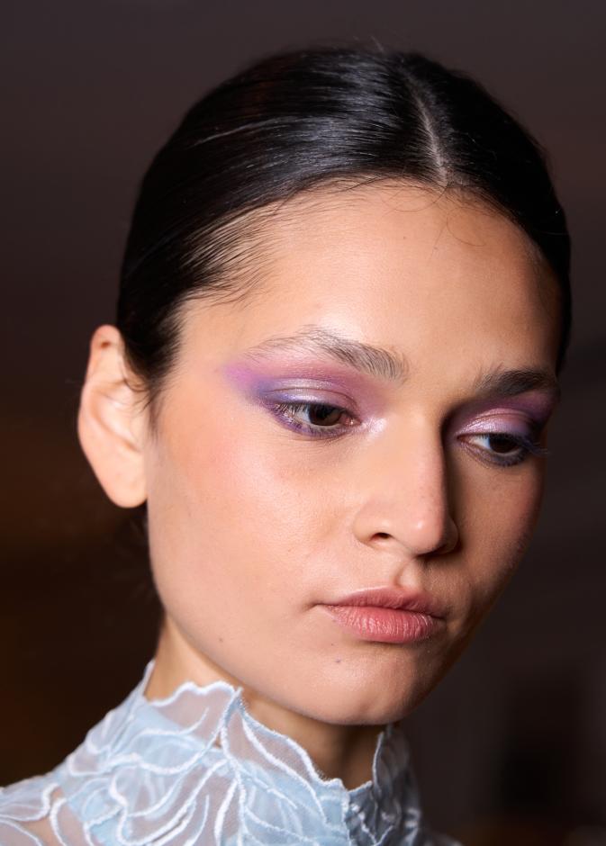 رسمات المكياج البنفسجي الكريمي من دار Nardos