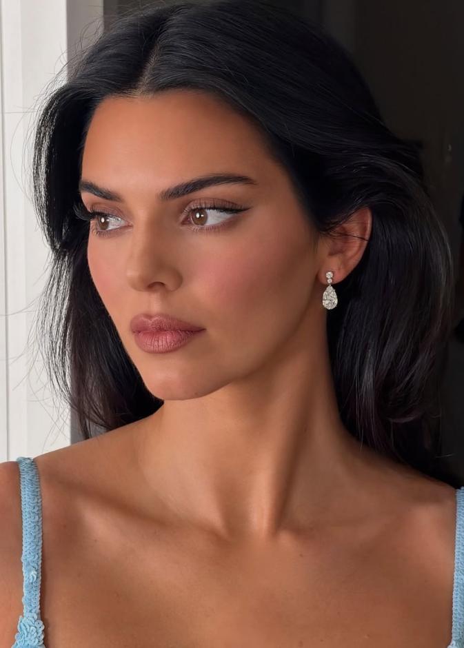 صورة لكيندال جينر من حسابها على إنستاغرام.