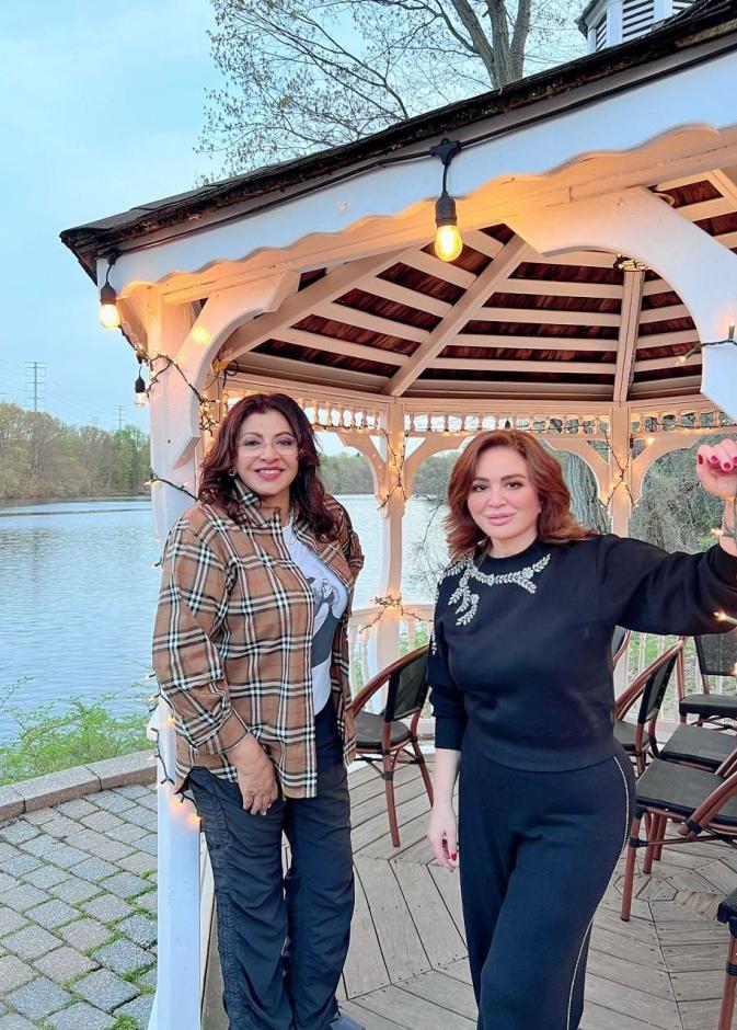 هالة صدقي وإلهام شاهين