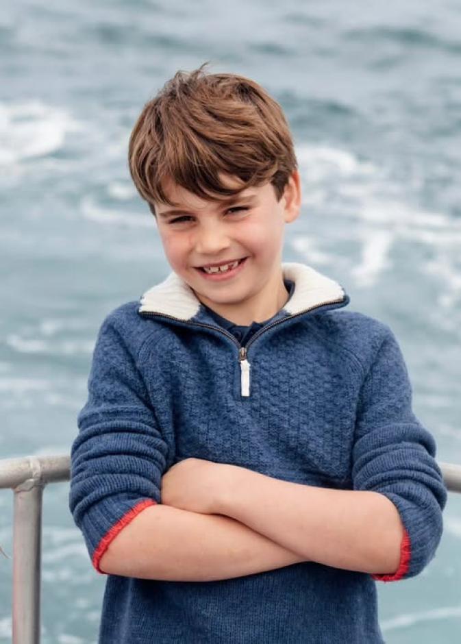 الأمير لويس في عامه الثامن