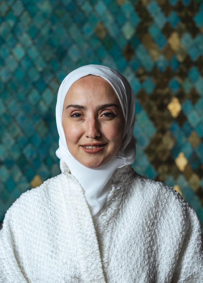 خاص لـ"هي": ليست مجرد حنين.. كيف تحول ميساء شلدان سعف النخيل والمعادن إلى ذاكرة حية؟