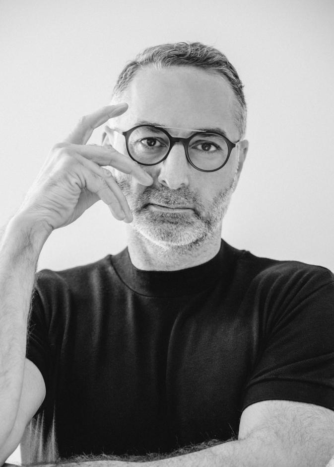 المهندس والمصمم مصطفى خماش