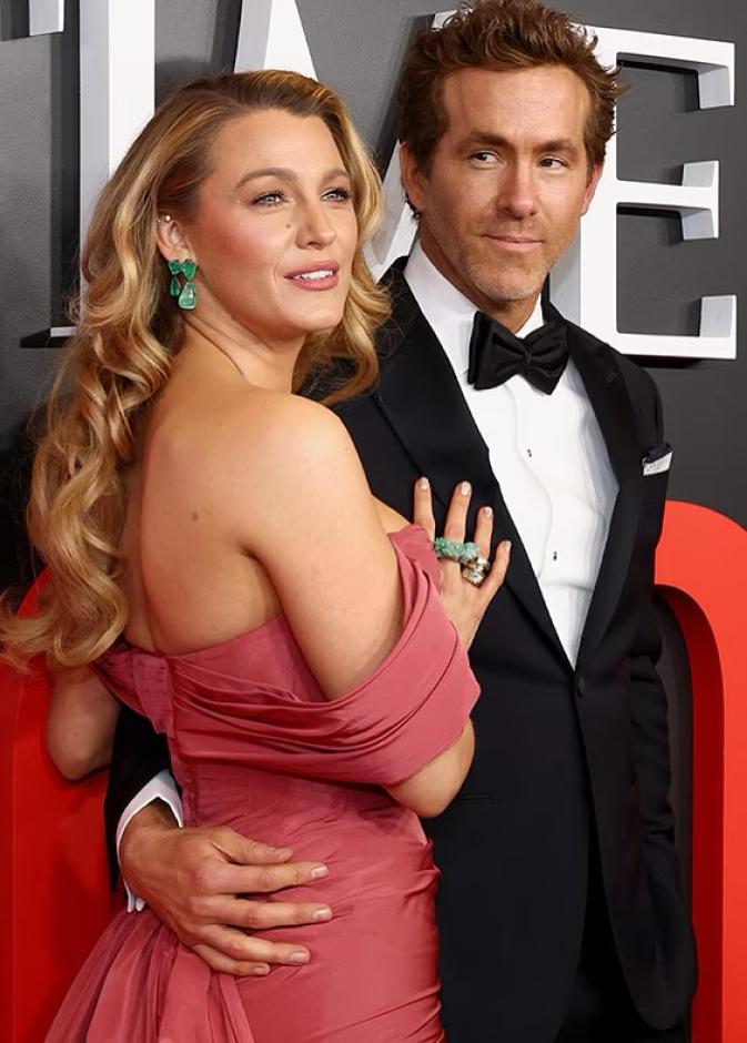 بليك ليفلي ورايان رينولدز