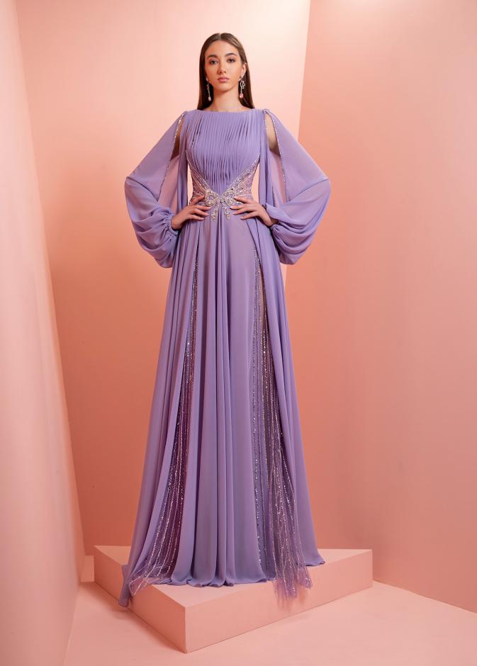 إستعدّي هذا الموسم للشياكة والتألق بموضة الفساتين البنفسجية