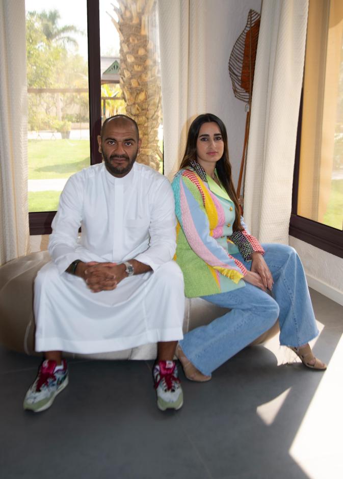 خاص "هي": كيف تعيد AMUSED تعريف الحنين عبر كنوز الأزياء الأرشيفية؟