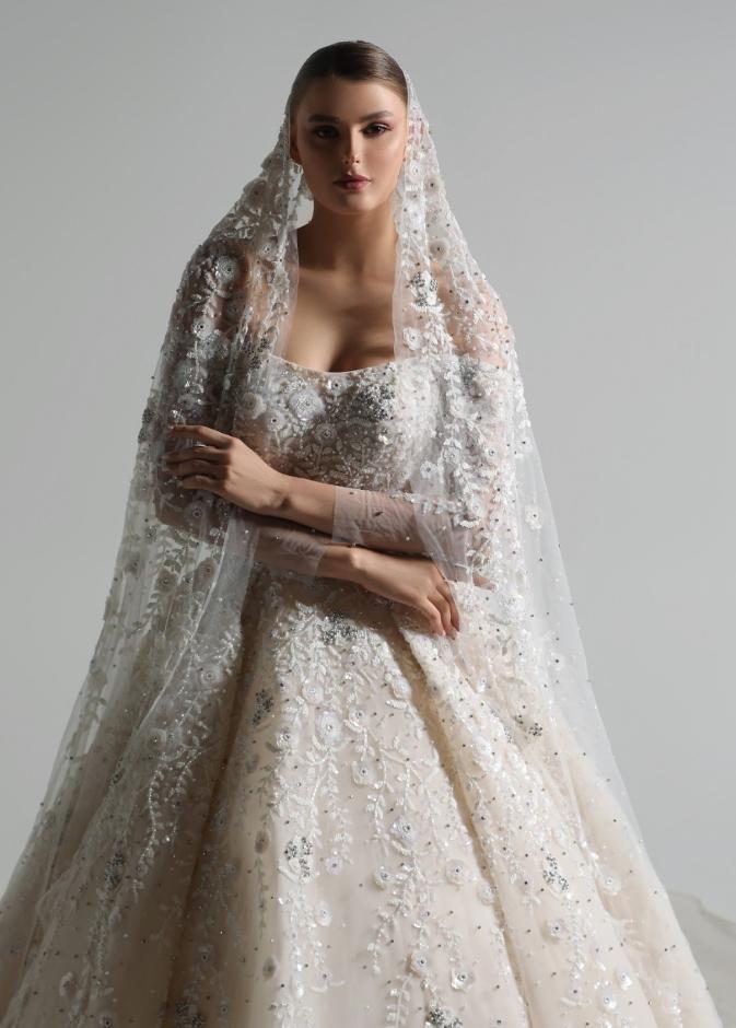 7 مصممات سعوديات لفساتين زفاف توقظ الحنين إلى الماضي