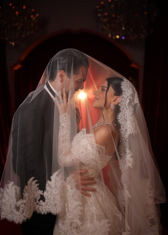 نارين بيوتي والياس سامو