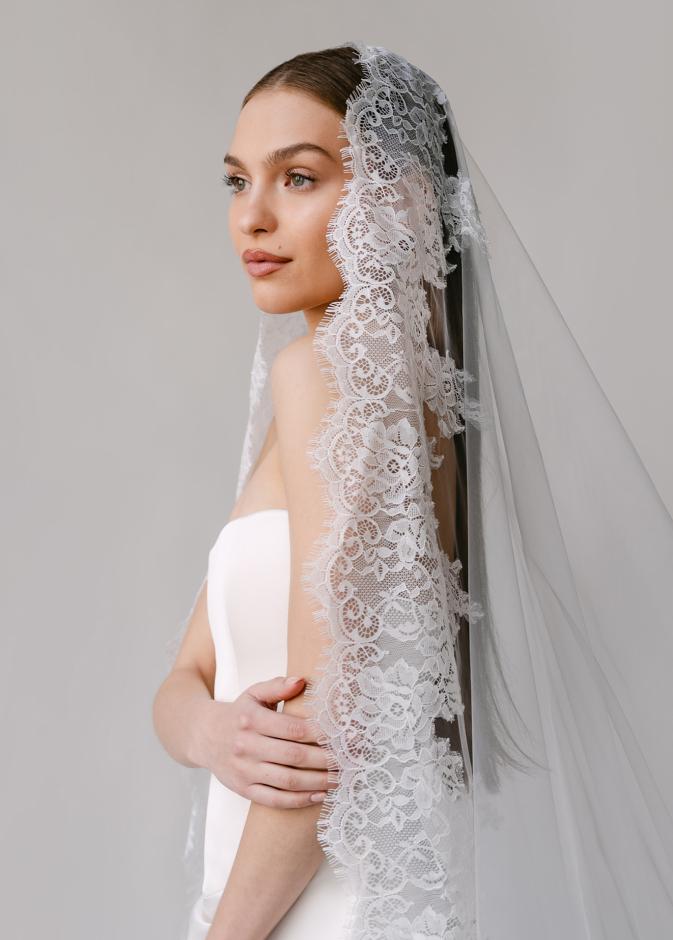 طرحة Alyssa Kristin 