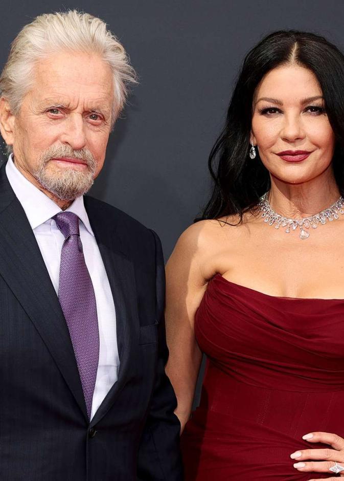 كاثرين زيتا جونز ومايكل دوغلاس