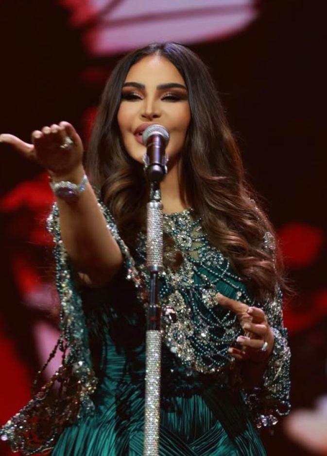 أحلام الشامسي 