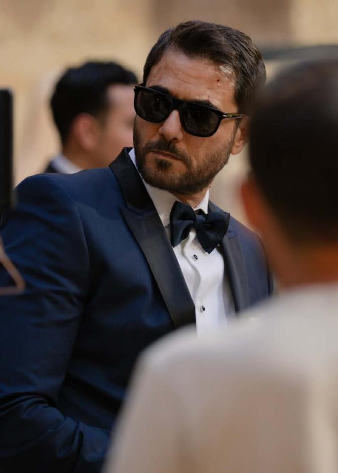 أحمد عز في فيلم سفن دوجز ت