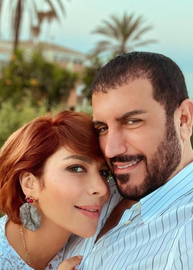 فائق حسن وزوجته أصالة