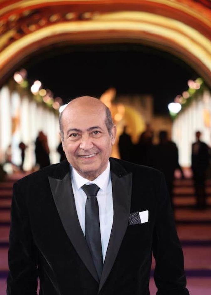 جائزة الإنجاز النقدي لطارق الشناوي