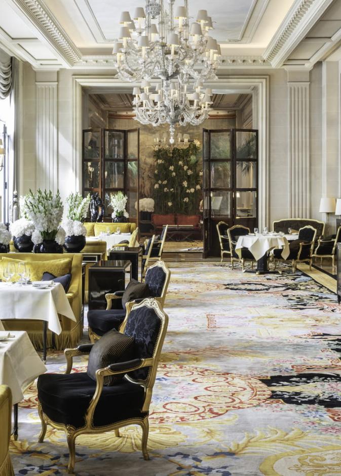 فندق Four Seasons Hotel George V, Paris
