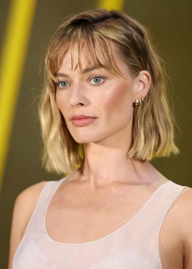 قصة الـPageboy Bob مع الغرة الامامية بأسلوب مارغوت روبي- الصورة من حساب Cervando Maldonado على انستغرام