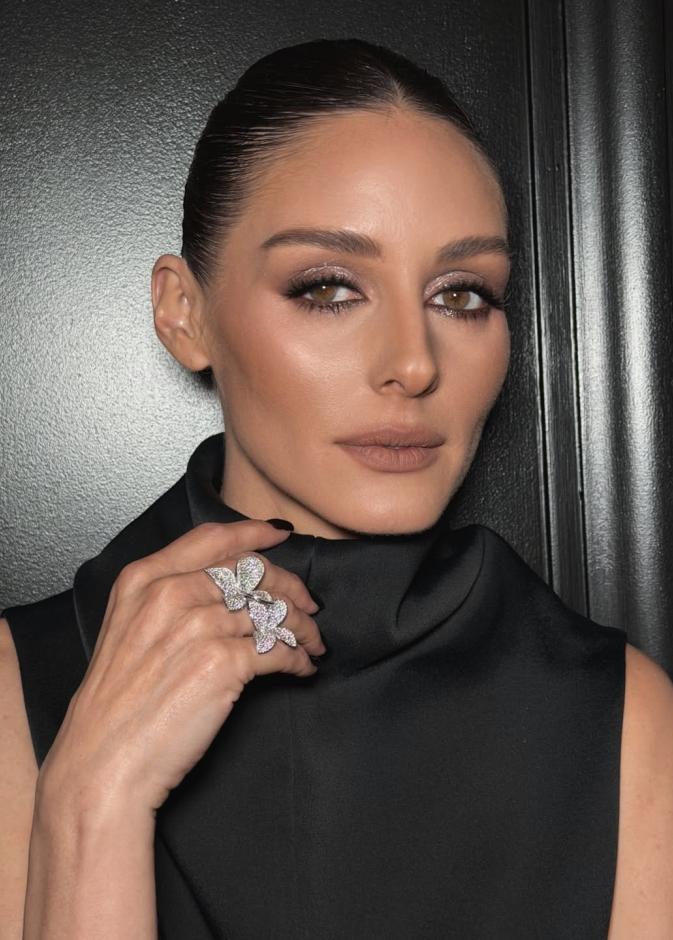  إتجاهات المكياج البرونزي البراق بأسلوب Olivia Palermo