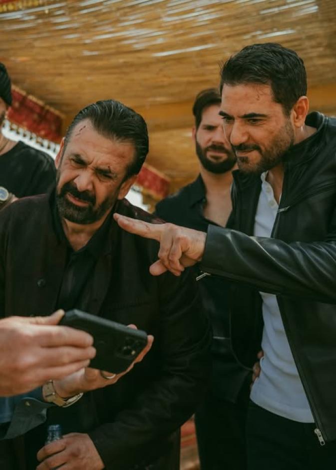 فيلم "7Dogs"