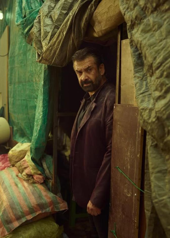 كريم عبد العزيز في الفيلم