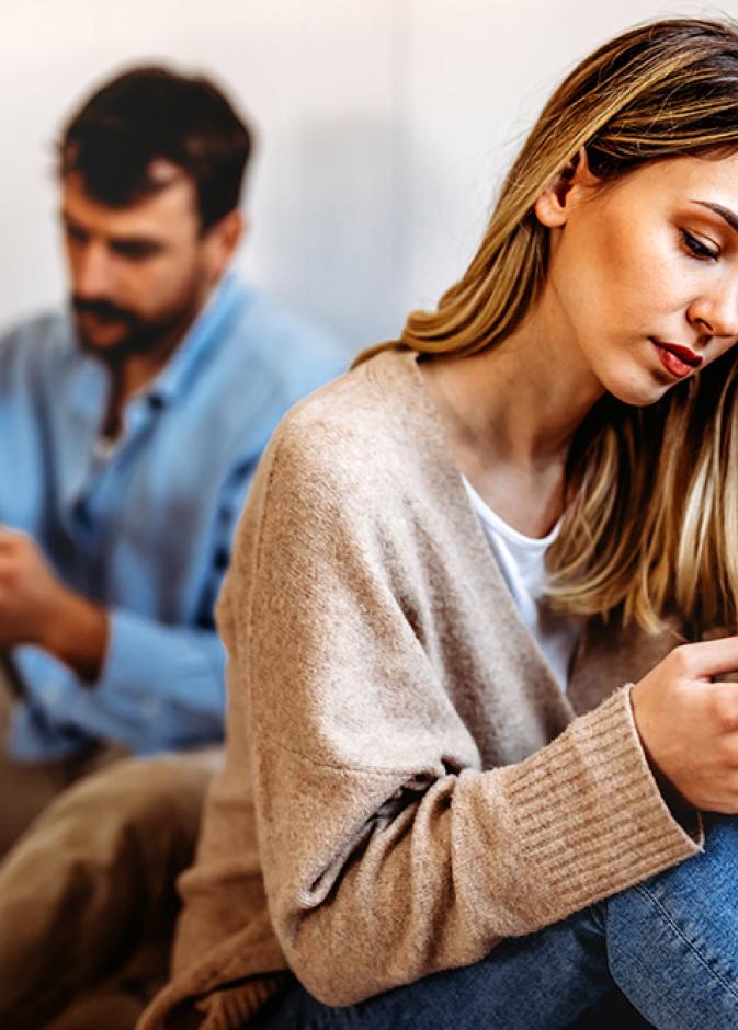 كيف أتعامل مع رجل السرطان عندما يتجاهلني؟