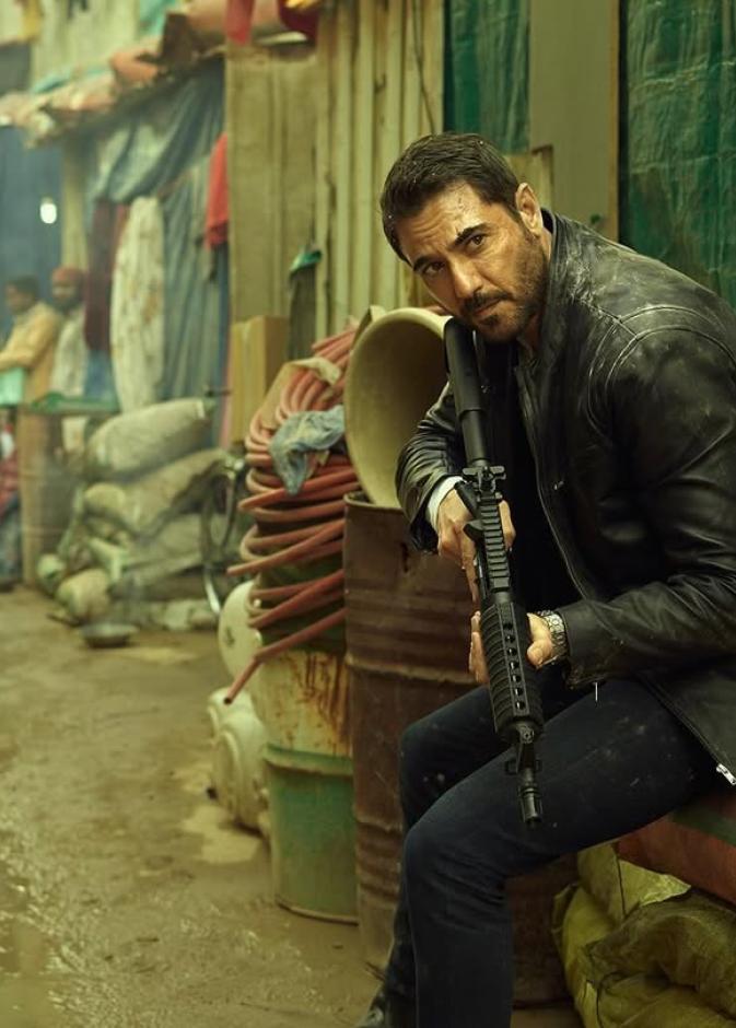 فيلم 7dogs يواصل أرقامه القياسية في السعودية 