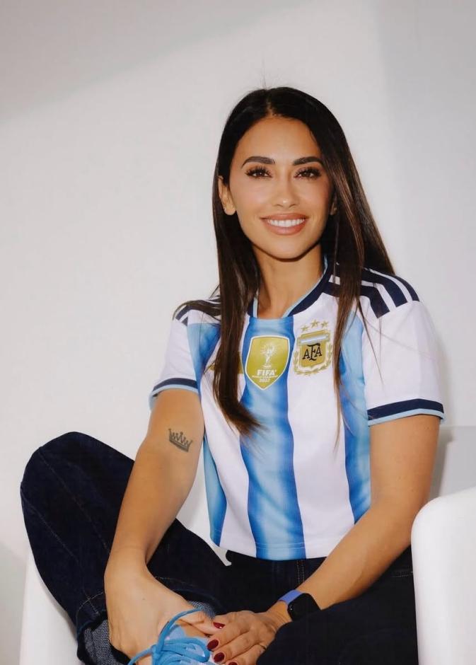 أنتونيلا روكوزو زوجة ليونيل ميسي الهداف التاريخي لكأس العالم