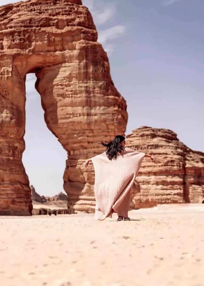 من سحر الطبيعة إلى كنوز التاريخ.. 10 أسباب تجعل العلا الوجهة السياحية الأبرز في العالم