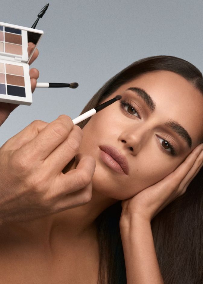 باليت MASTER MATTES® EYESHADOW PALETTE THE NEUTRALS بألوان حيادية كلاسيكية من علامة ميك أب باي ماريو (2)