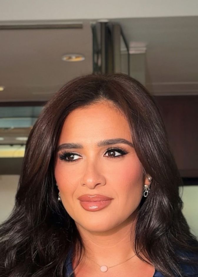 ياسمين عبد العزيز