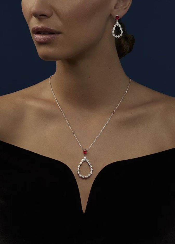 أقراط للسهرات من  Chopard