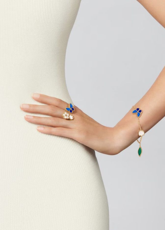 سوار Lucky Spring Butterfly   من  Van Cleef & Arpels