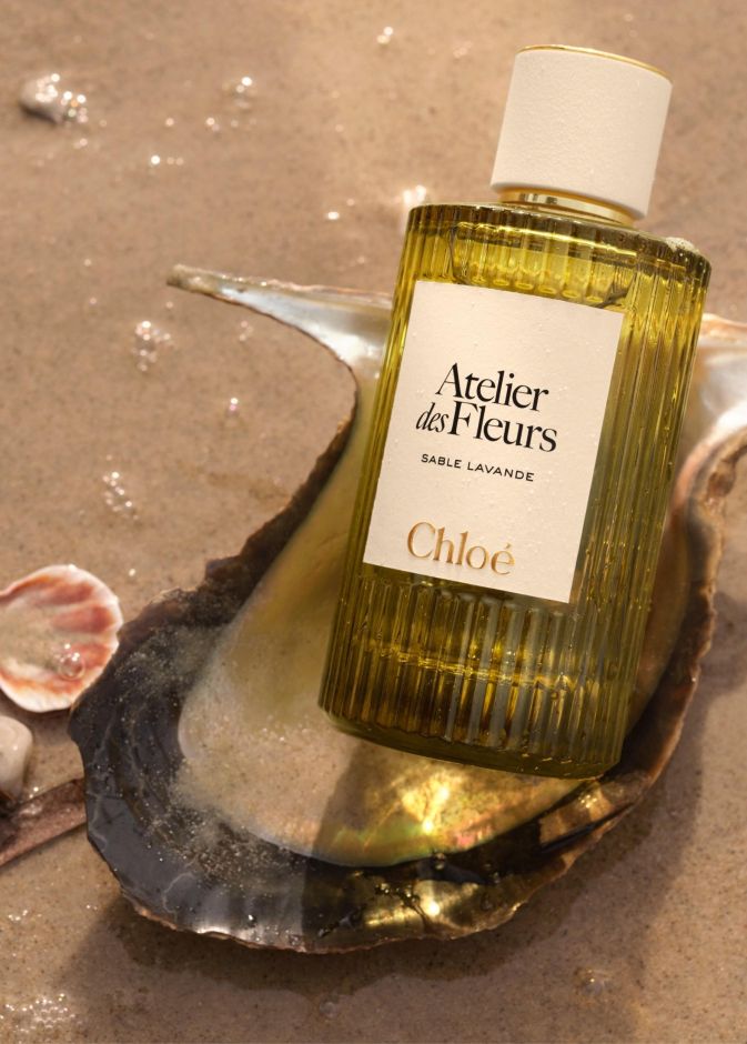 عطر Atelier des Fleurs Sable Lavande بتوقيع العطّار كوينتين بيش