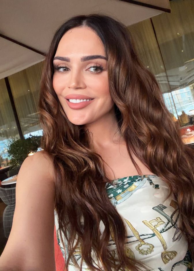 الممثلة السورية لينا دياب