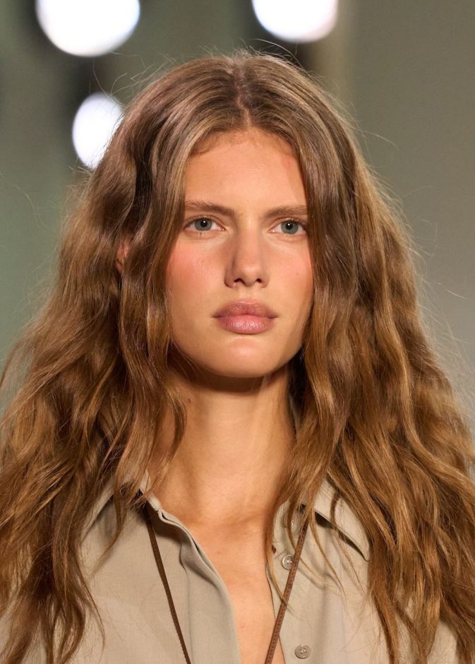 عارضة دار Michael Kors