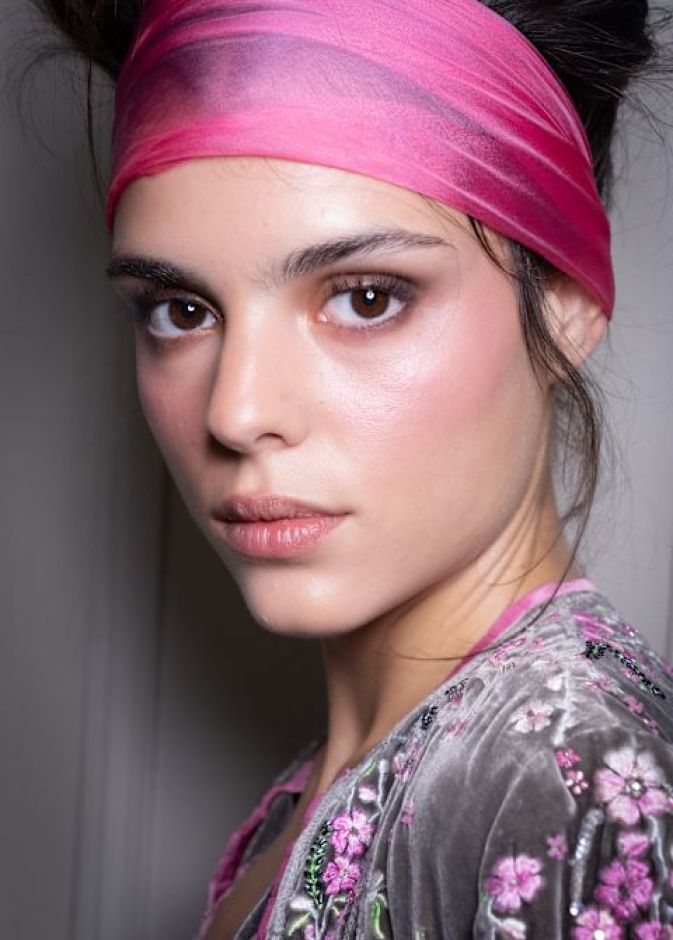 فوائد Baby Botox ومتى يُنصح باستخدامه للحفاظ على شباب البشرة