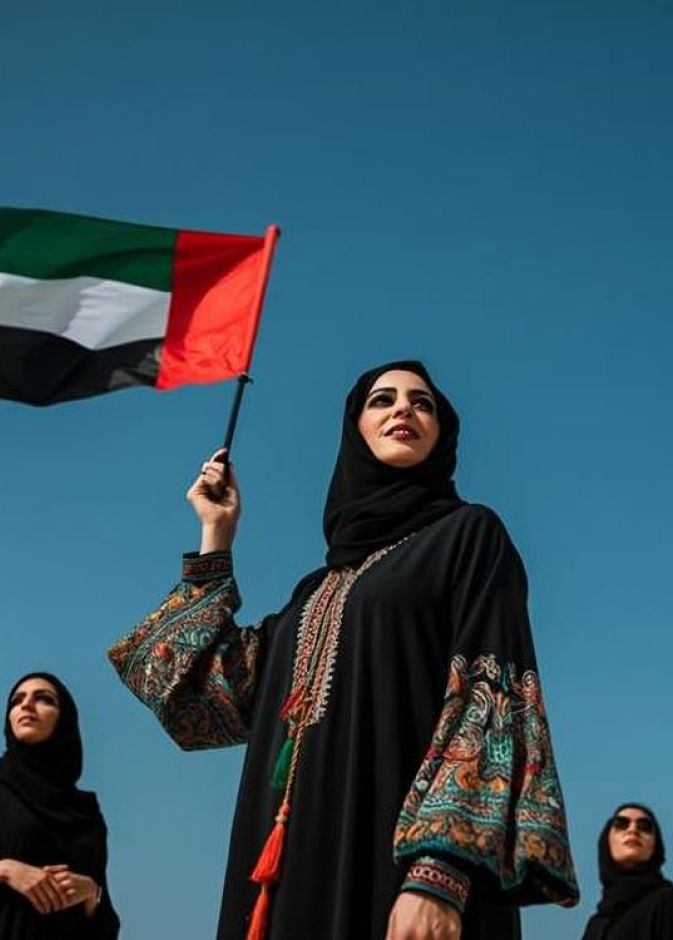 المرأة الإماراتية.. من بدايات الاتحاد إلى آفاق الفضاء والإنجاز