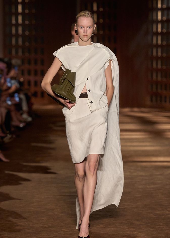 مجموعة Ferragamo‏ ‏لربيع 2027