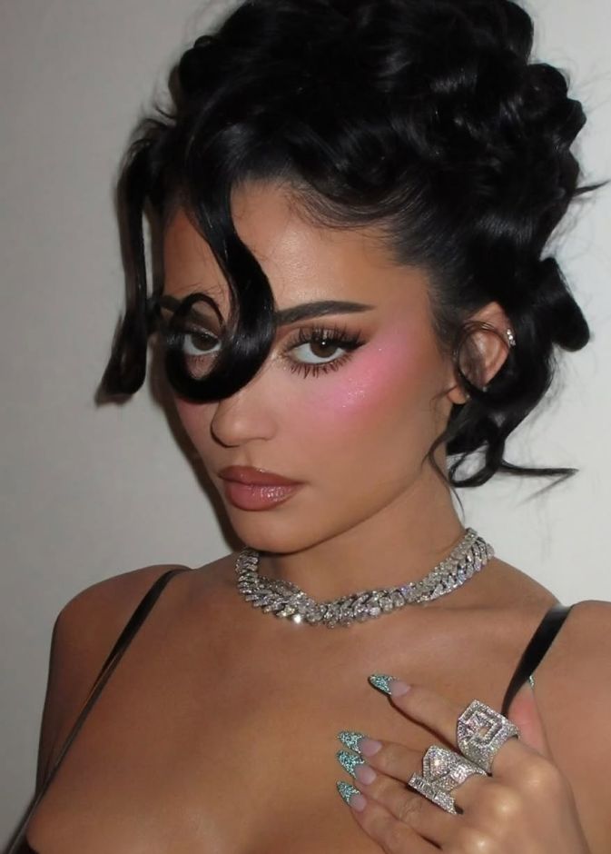 كايلي جينر بدأت التجميل في وقت مبكر- صورة من انستغرامها