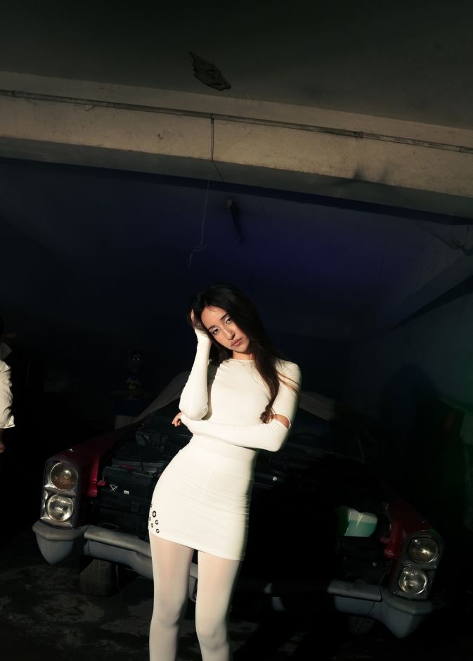 الفنانة المغربية كوثر