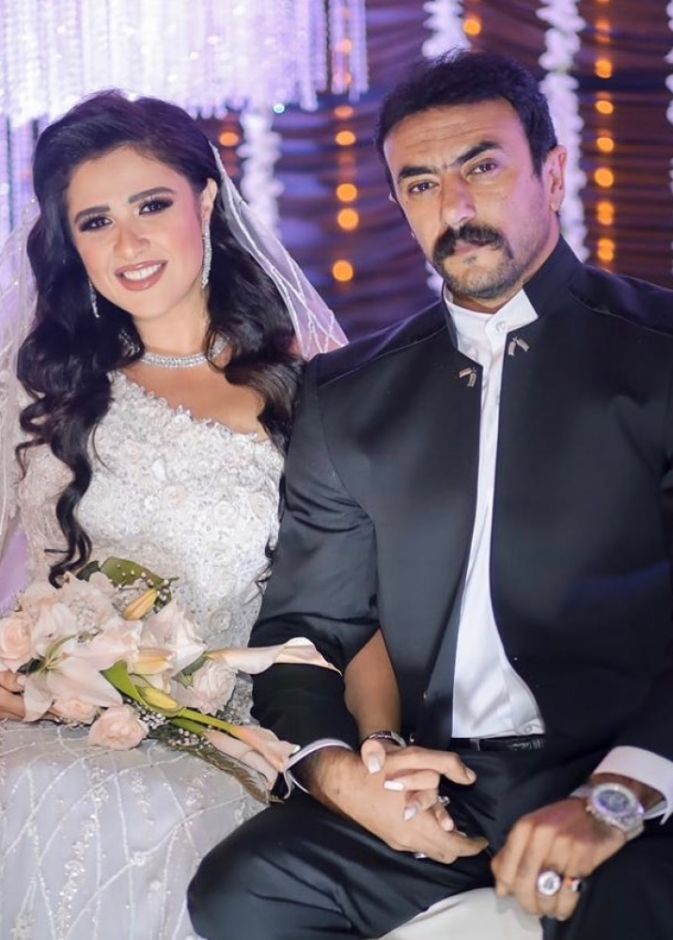 احمد العوضي وياسمين عبد العزيز