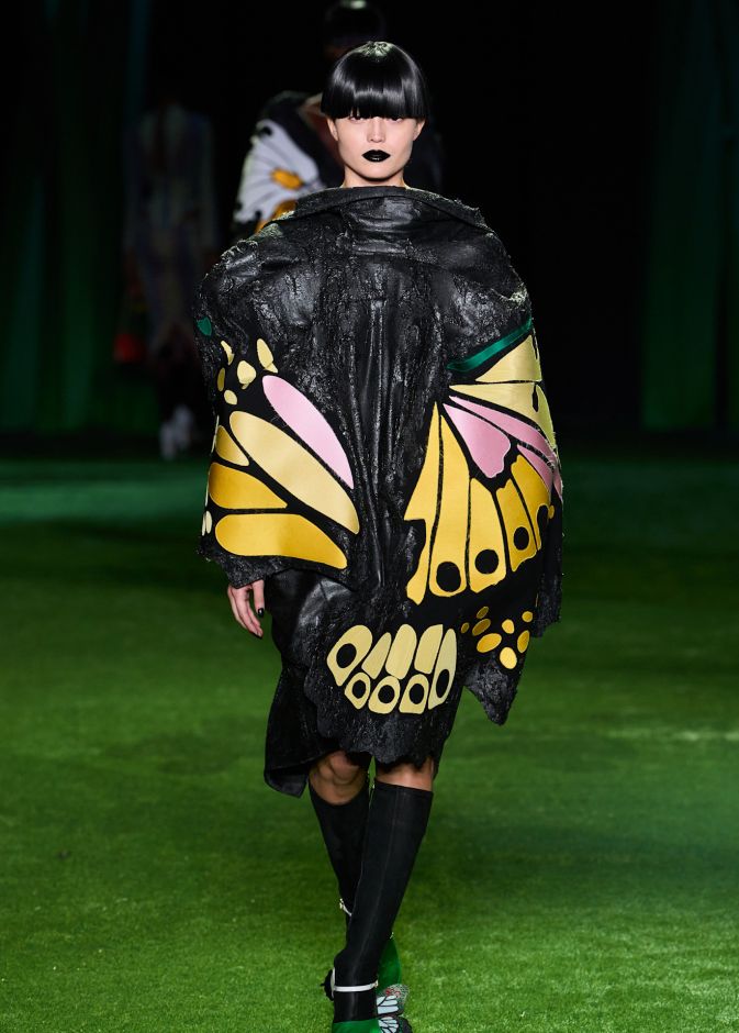 حين تصبح الأزياء كائناً حيّاً..Thom Browne يطلق العنان للتحوّل في مجموعة ربيع و صيف 2027 