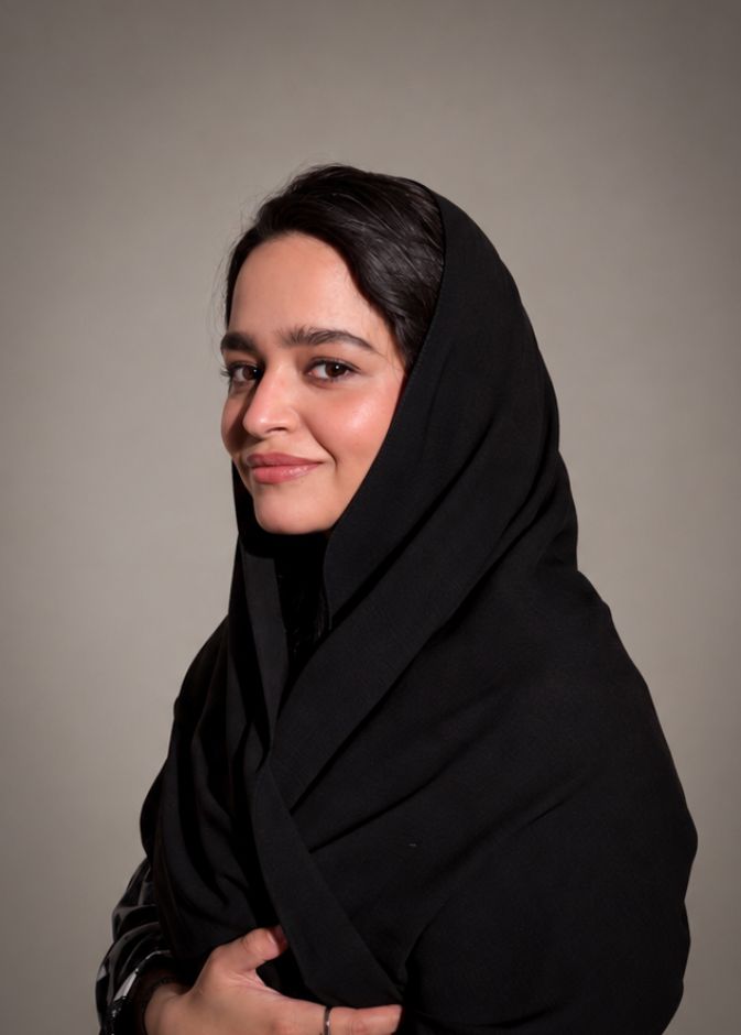 نوف الصالح تروي كيف تحوّل الأمثال الشعبية والذاكرة السعودية إلى أعمال فنية