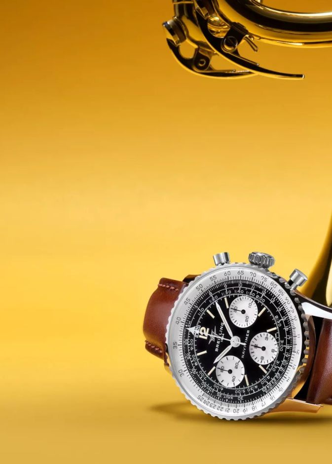 ساعة Navitimer التي أصبحت علامةً مميزة لمايلز ديفيس