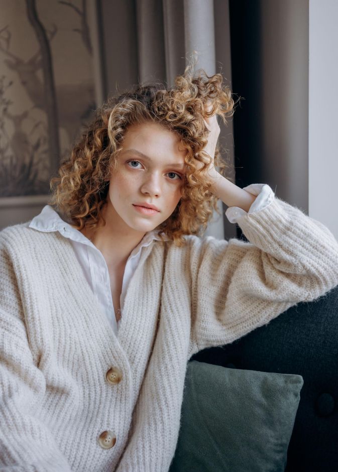 ينصح الاطباء بعدم تجاهل أي تغيير يحدث في منطقة الثدي بعد التقدم في العمر