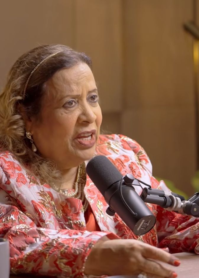 لطيفة المجرن تطالب بتكريمها