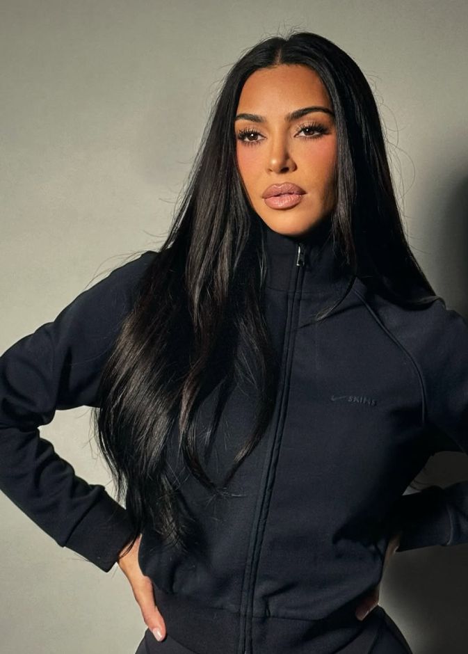 صبغات الشعر البني Moody Brownsبأسلوب Kim Kardashian
