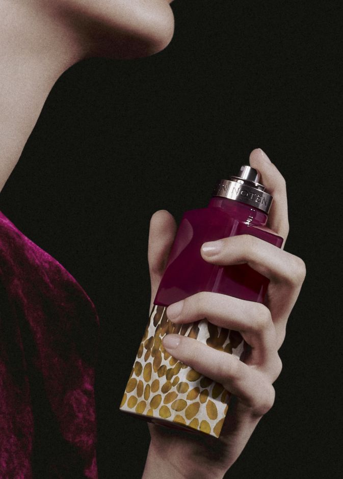  عطر Velvet Violet من Dries Van Noten