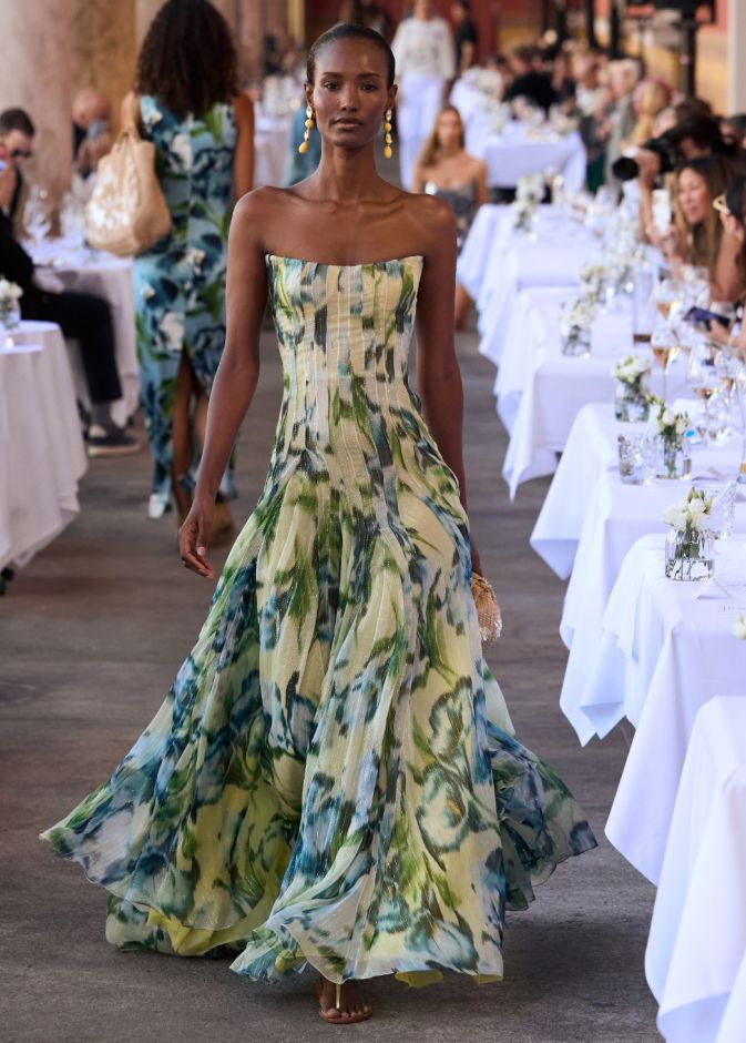 مجموعة Oscar de la Renta لربيع وصيف 2027